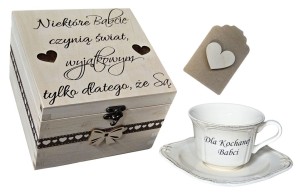 Szkatułka z FILIŻANKĄ lub KUBKIEM dzień babci wyjątkowy PREZENT z okazji dnia babci
