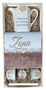 Zastawa i Ręczniki, Wyjątkowy Prezent dla Jubilatów z okazji Rocznicy Ślubu