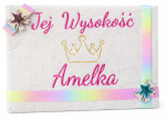 Urodzinowy prezent dla dziewczynki – haftowany ręcznik z imieniem