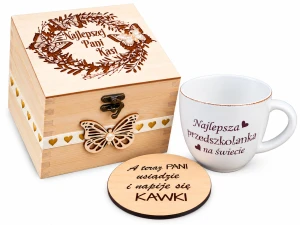 Prezent dla Przedszkolanki i Wychowawczyni – kubek 650 ml, drewniana podstawka i szkatułka z grawerem